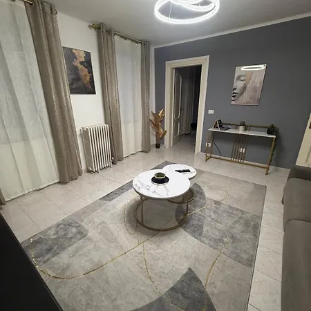 Didi's House San Zeno - Apartment
